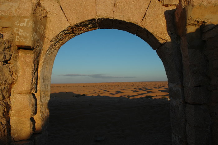 27.11.2005 Ksar portal