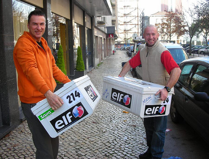 04.01.2007 Tomo in Miran z boxi organizatorja <br><i>foto Darij N.</i>