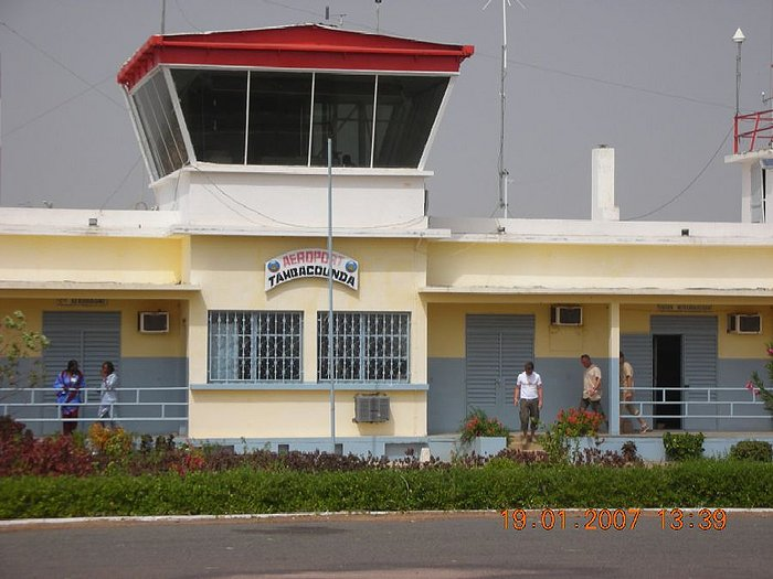 20.01.2007 Letališče Tambakunda <br><i>foto Darij N.</i>