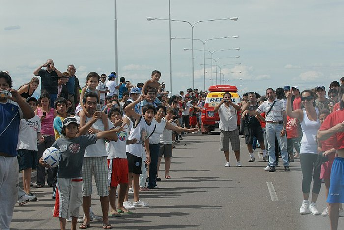11.01.2009 Množica na mostu